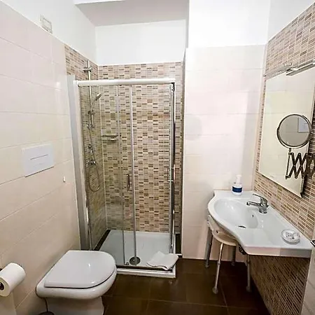 Bed & Breakfast Le Fontane Del Re 3*