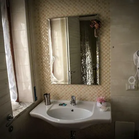Bed & Breakfast Le Fontane Del Re 3*